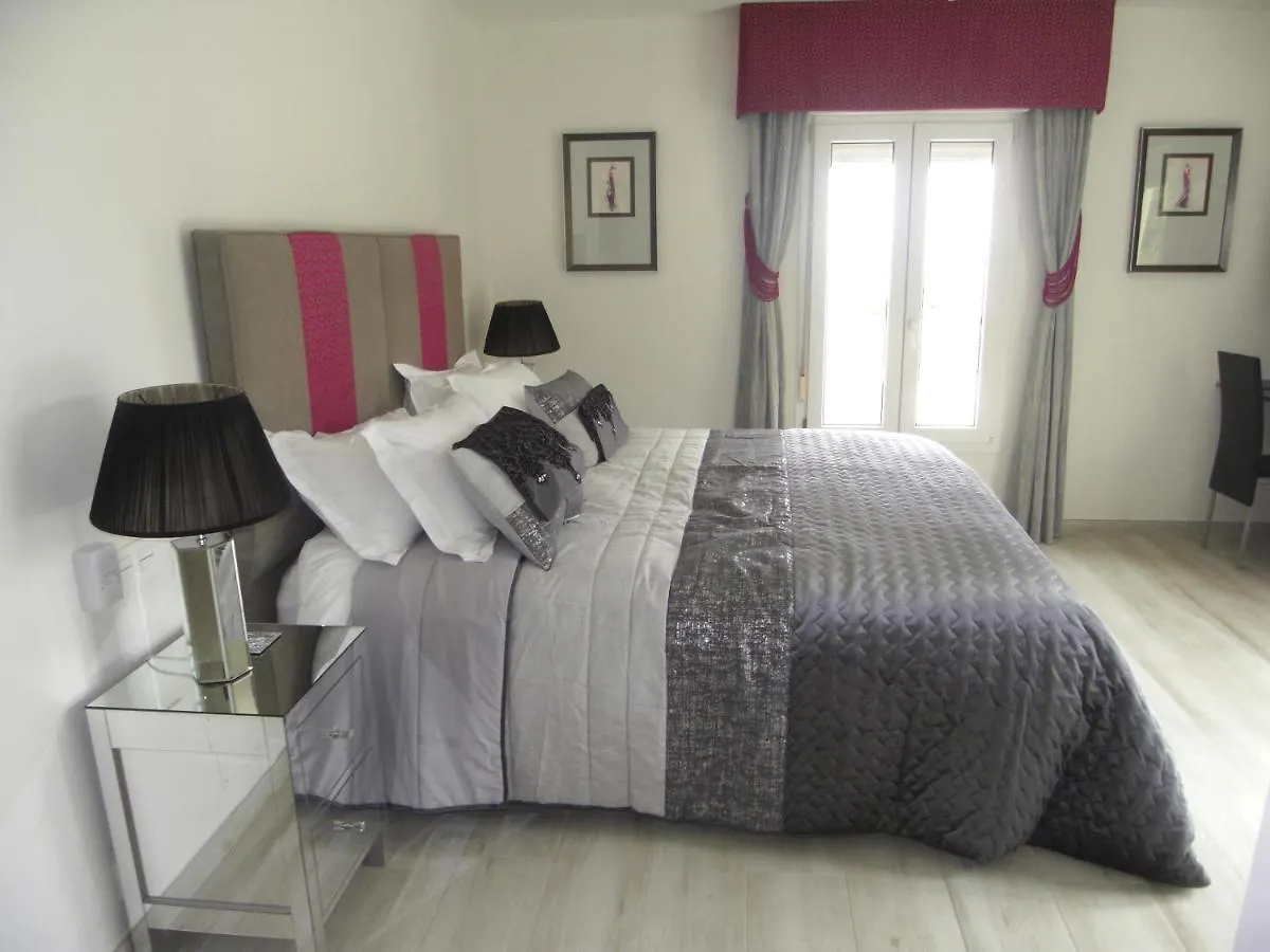 Three Palms Bed and Breakfast San Luis de Sabinillas